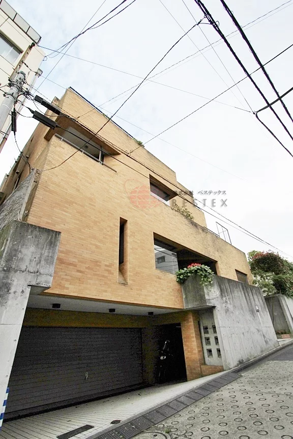 ホワイトフラット