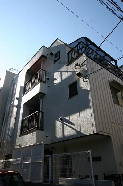 メゾンベレーザ